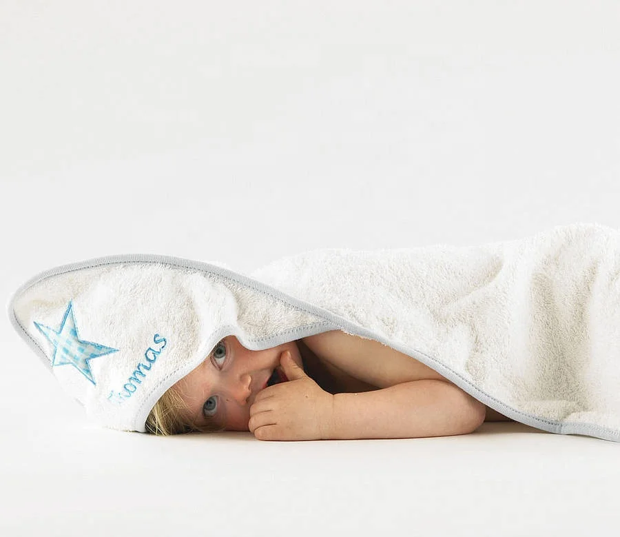 China supplier 100% organic Cotton and Embroidered Pattern baby bath towel baby hooded beach towel high quality