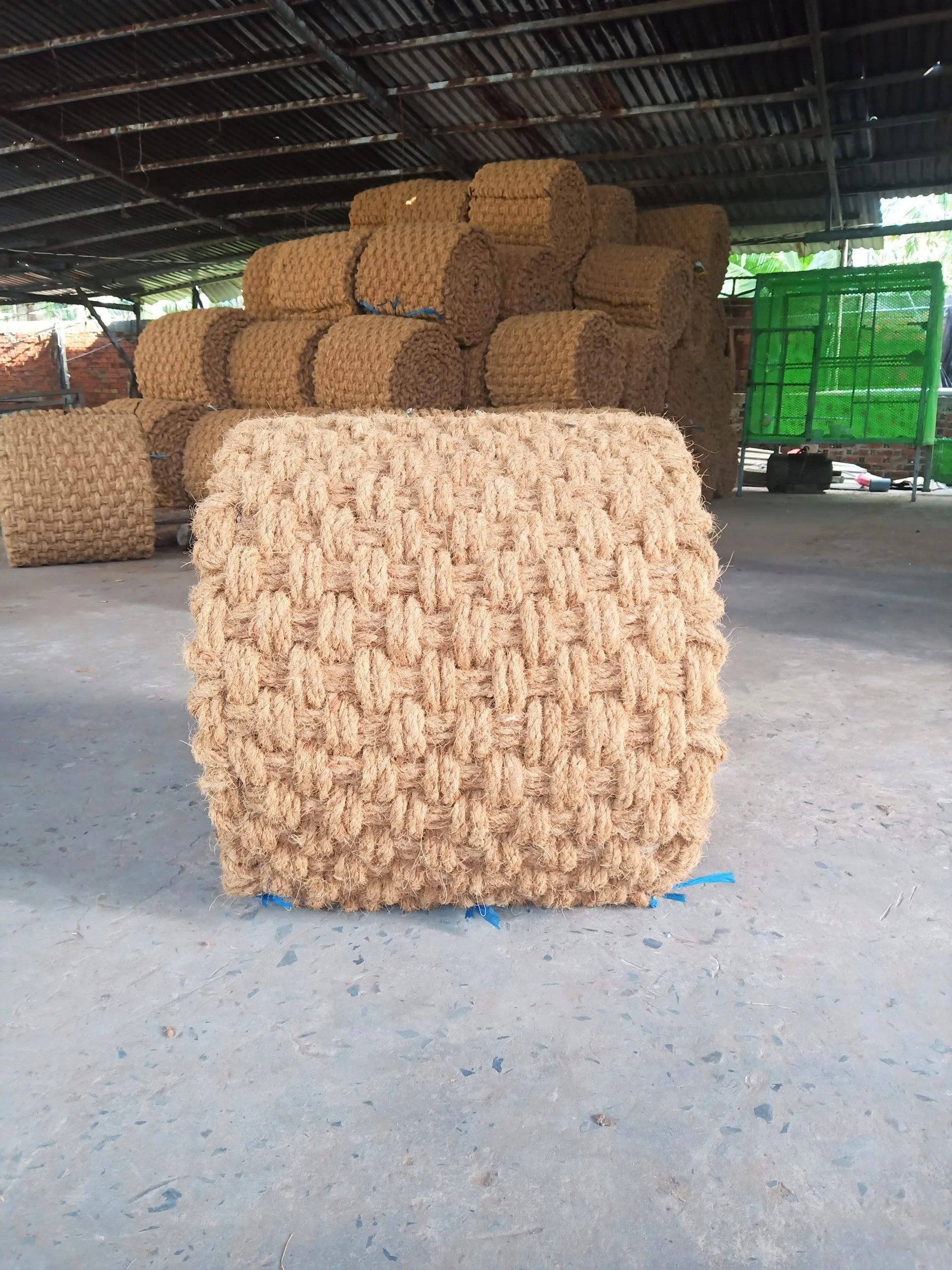 ECO friendly Coconut coir mat from Vietnam coir mat for outdoor paving with factory price Custom size, thickness 100% natural