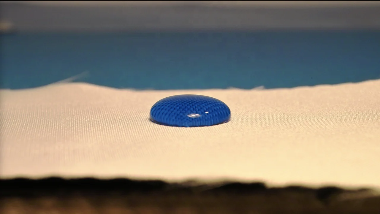 
Nanoman - Fabric and Textile Super Durable Hydrophobic Stain Repelling Nano Coating For Shoes And Other Fabric Items <span style=