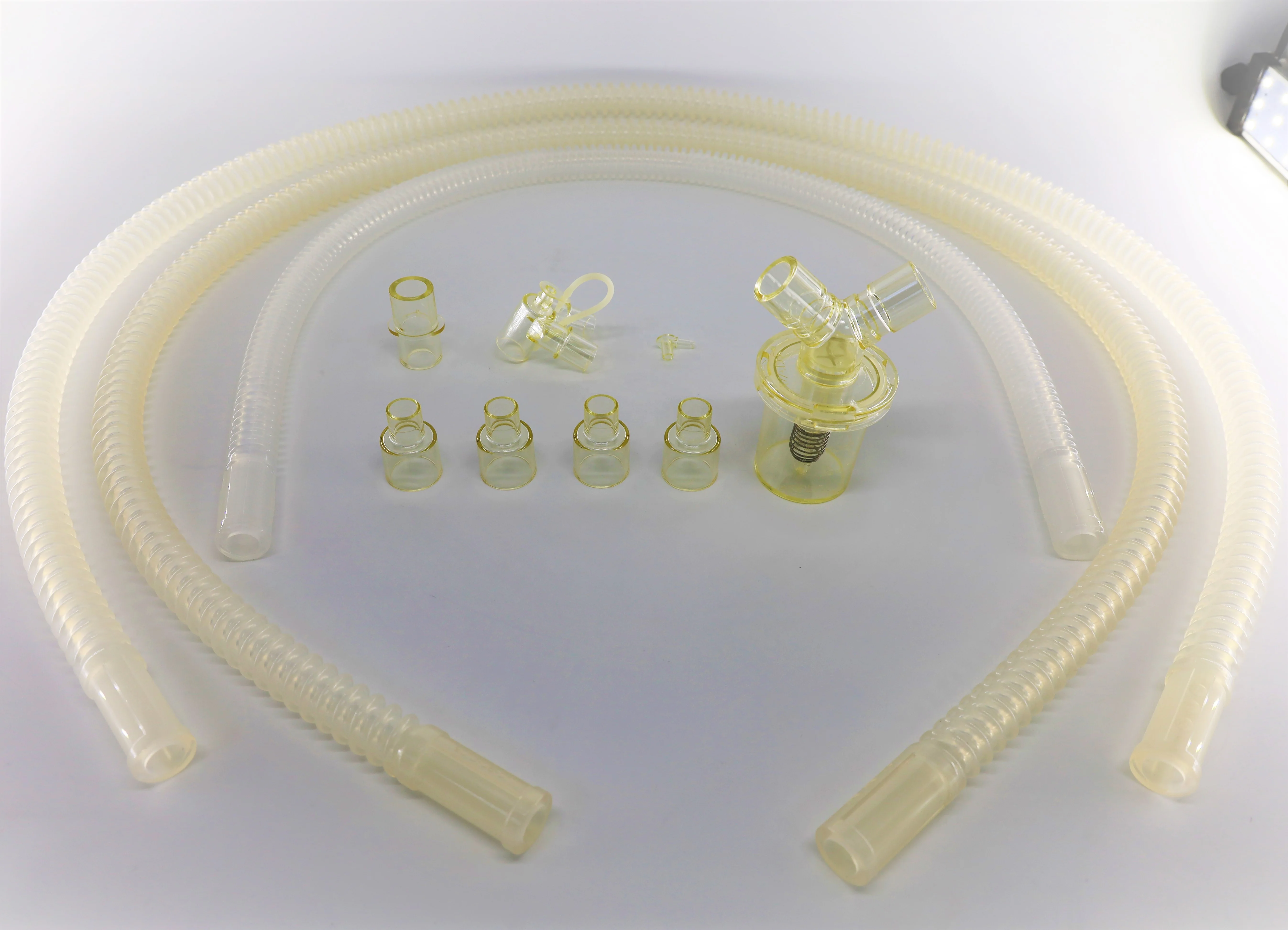 reusable medical breathing circuit for child
