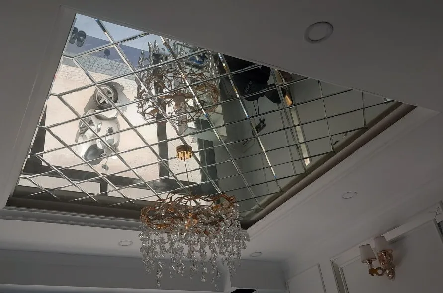 MIRROR ART STICK ON THE CEILING  MADE IN VIETNAM