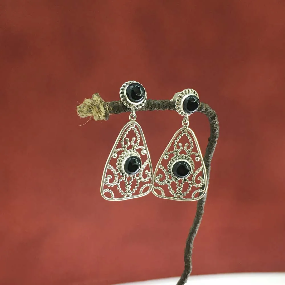 Creatively Designed Black Onyx Gemstone Earring Pure 925 Sterling Silver Handmade Wholesale Jewellery Excellent Quality Earrings