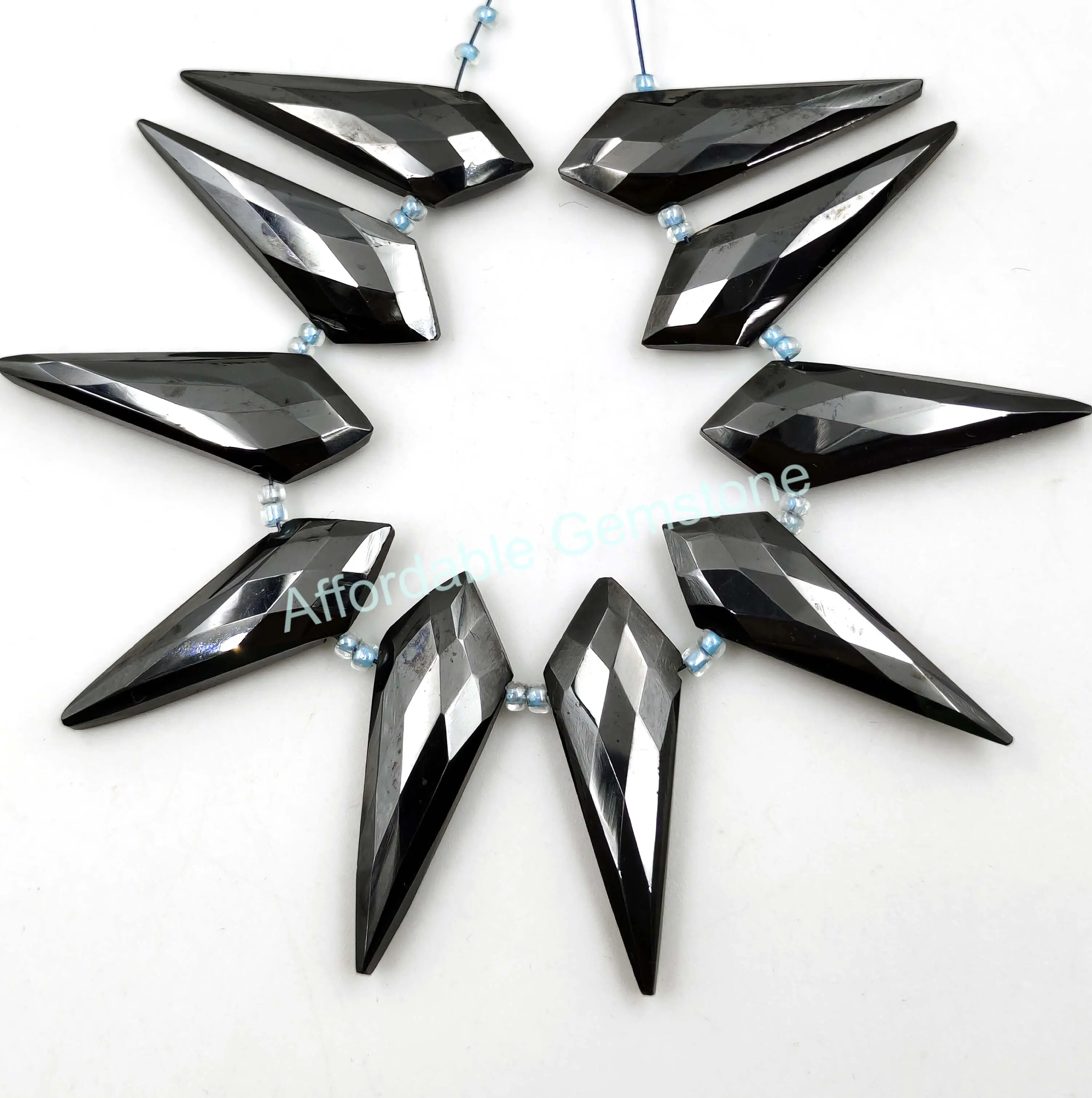 Гематитовый кварц сверху, камни в форме щита, синтетические камни хорошего качества, драгоценный камень для обмотки проволоки, драгоценные камни, граненые, полированные