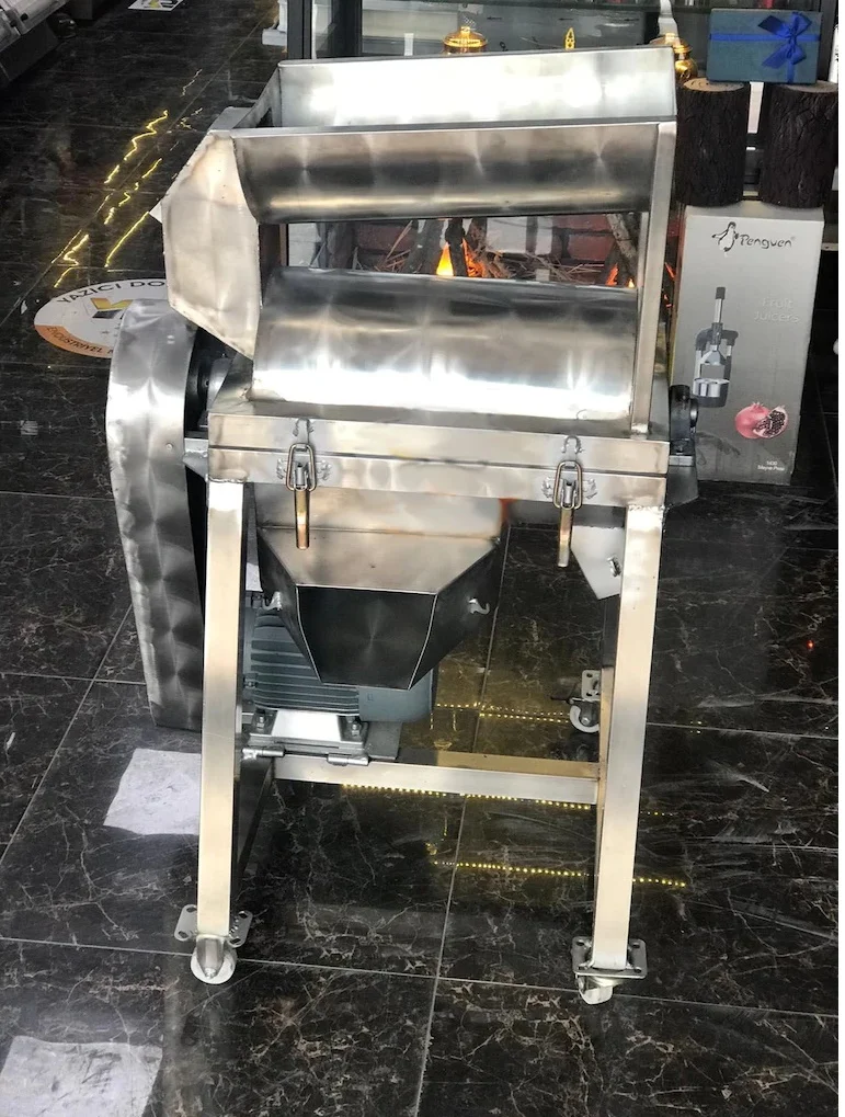 Tomato Paste Making Machine Medium Size Made in TURKEY Automatic Tomato Sauce Filling Machines Tomato Paste Juice Filling factor