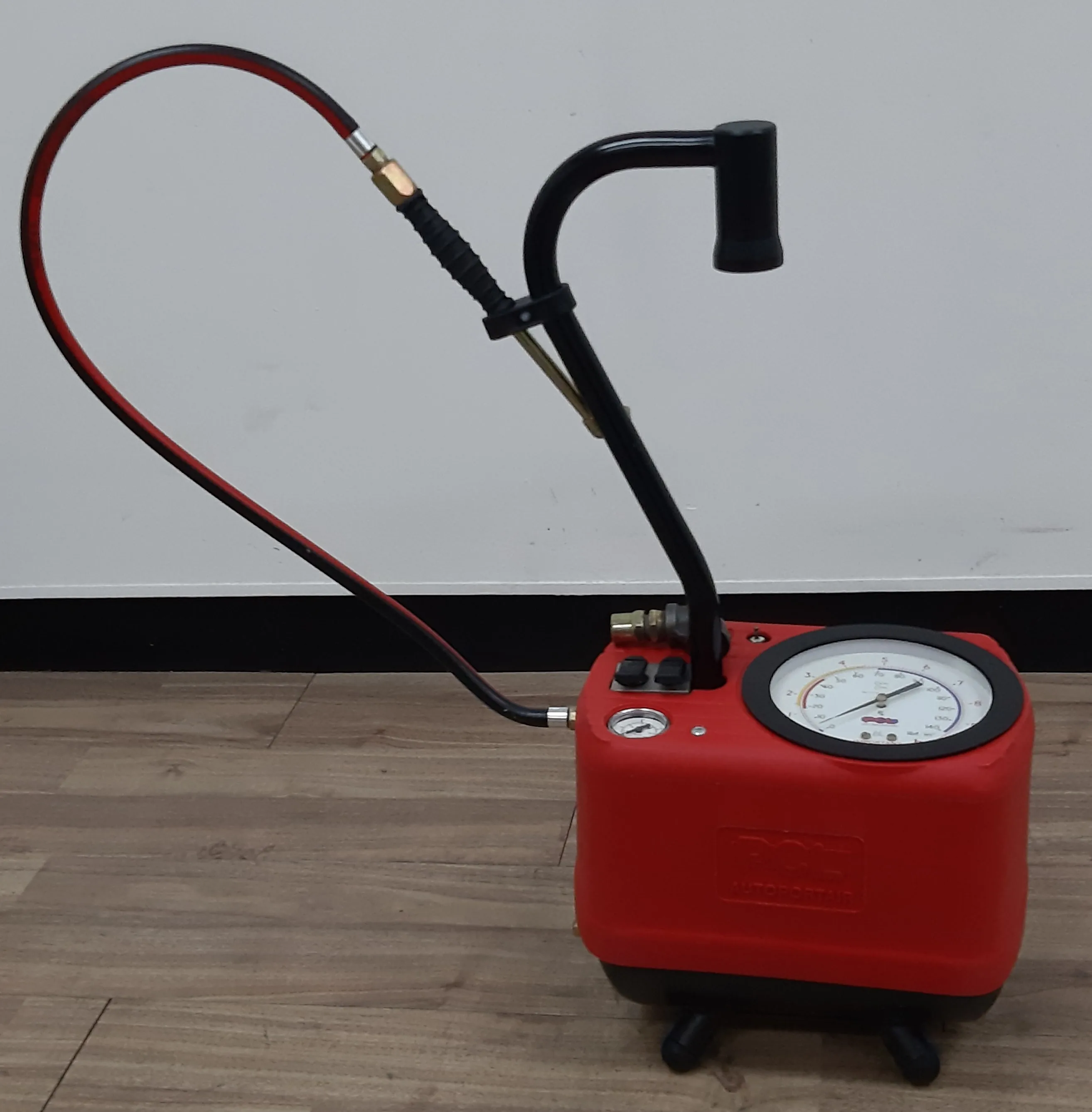 KOENG. Portable tire inflator