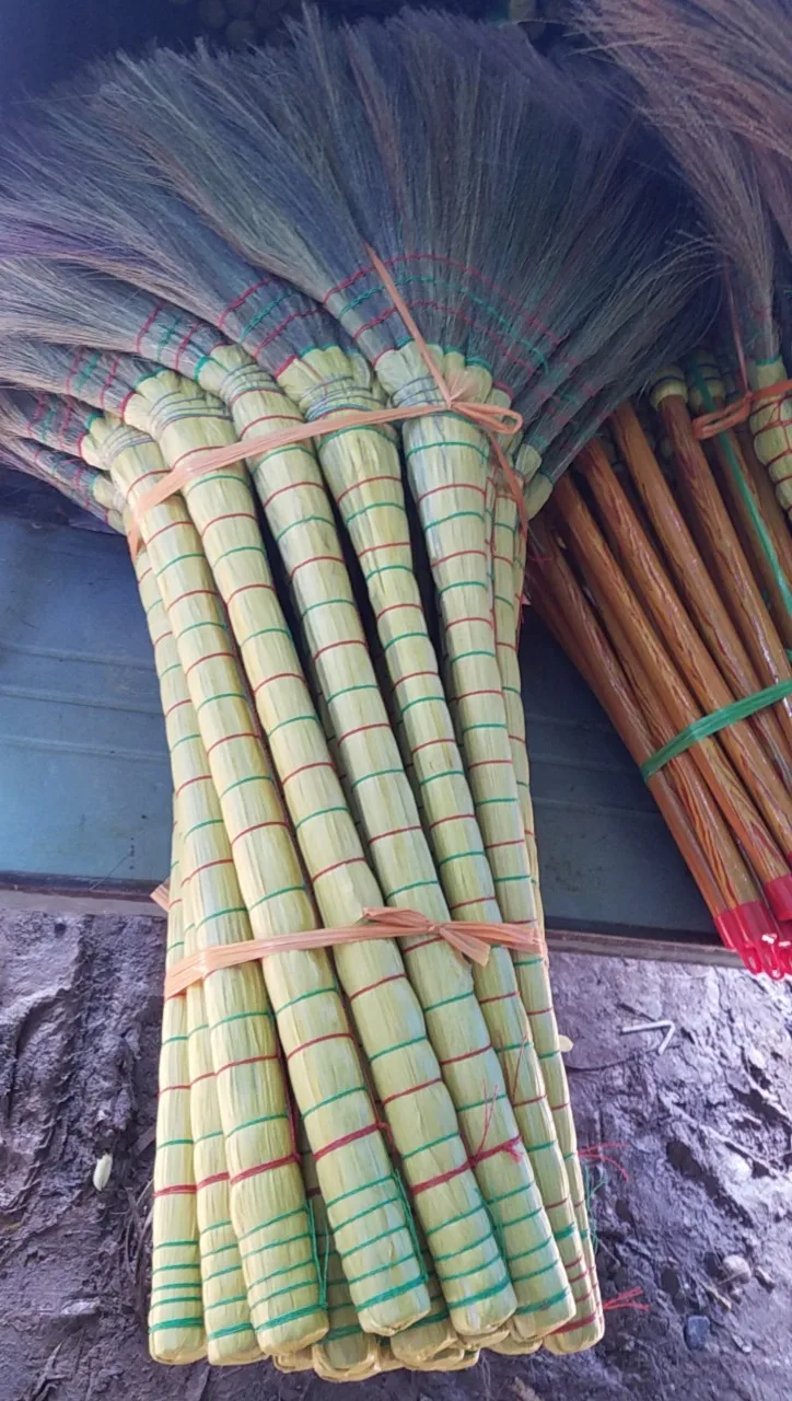 TOP HIGH QUALITY  NATURAL GRASS BROOM /COCONUT BROOM FROM VIETNAM- CONTACT: +84-907 377 828 ( Viber/ whatsapp/zalo)