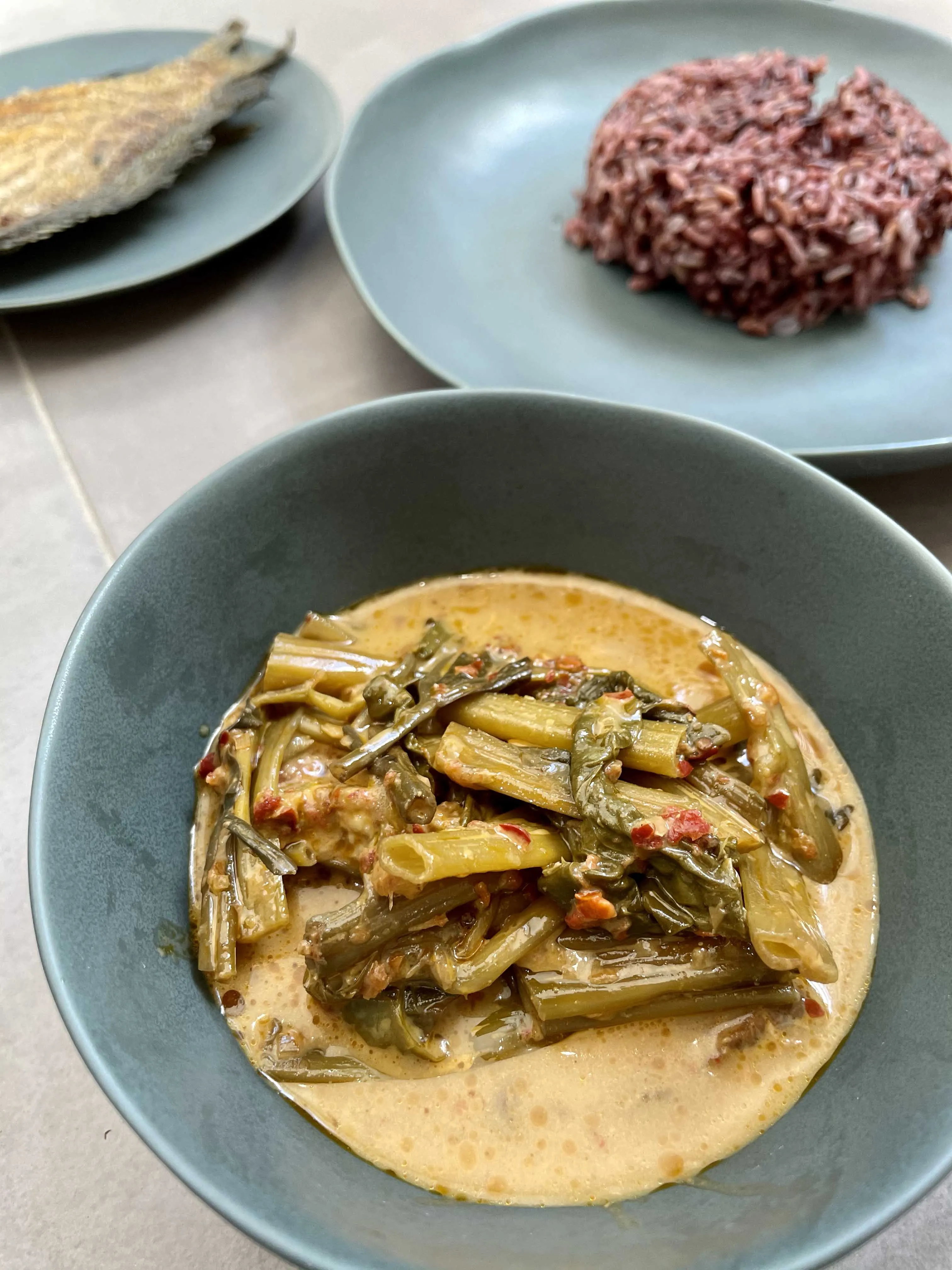 
ROSS - Ready to Eat : Pork Tepo Curry / can be kept 1 year at room temperature / new normal food, / 100% sterilized 