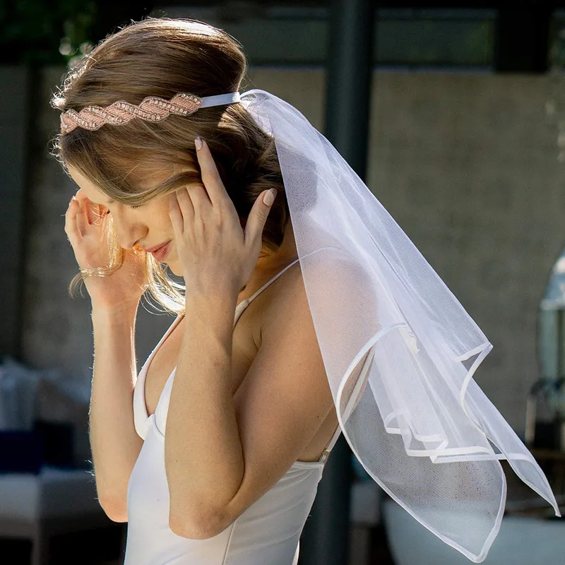 Wedding Party Decoration Bride To Be Gift Bridal Shower Silver Crystal Veils Hen Party Favor Bachelorette Party White Veil