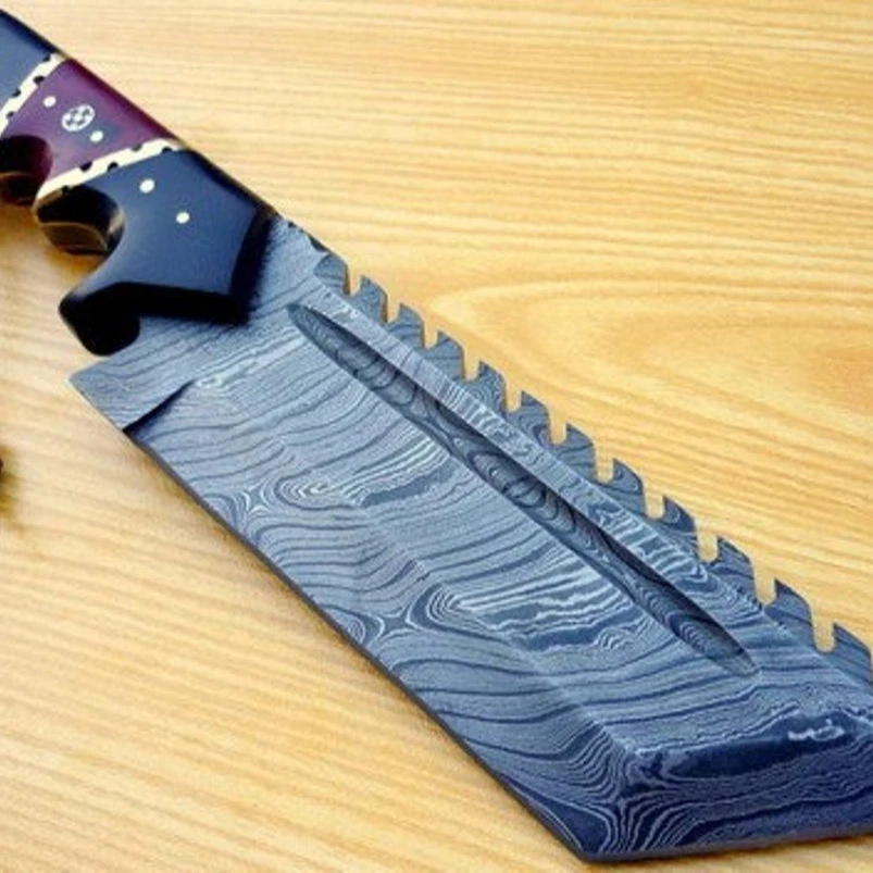 Custom Handmade Damascus Steel Hunting Knife Comes With Leather Sheath