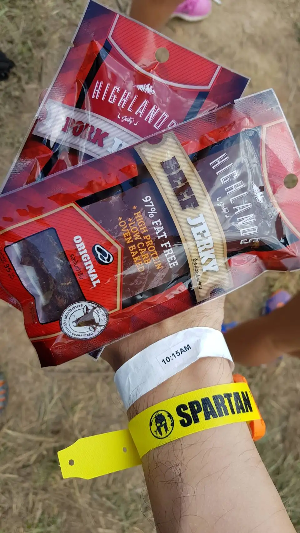 МЯСНЫЕ ЗАКУСКИ из говядины Jerky - Highland (готов к употреблению)