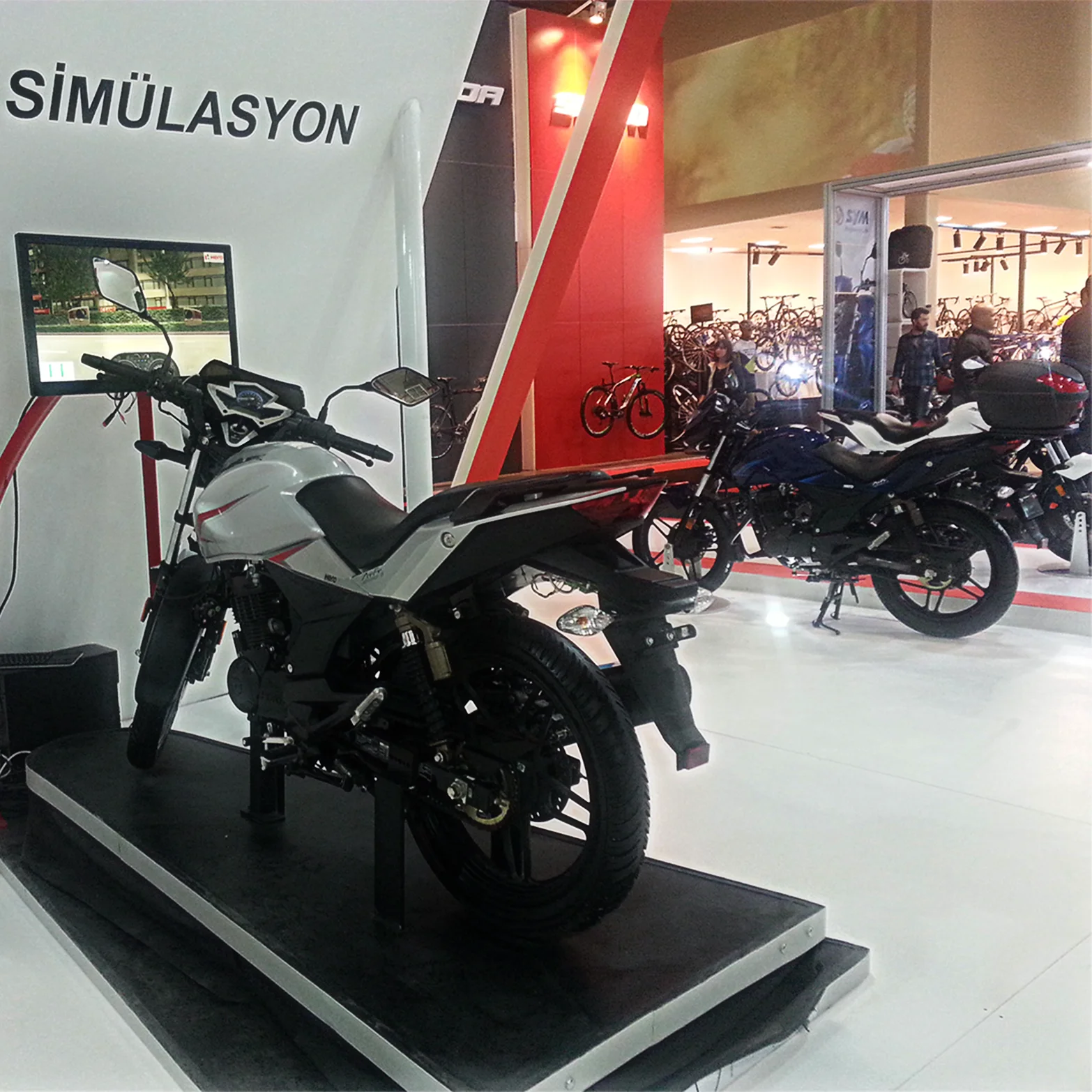 (BEST PRICE) Pro Cabin Motorbike Simulator with 2 DOF Motion Platform (High Quality / Real Equipment)