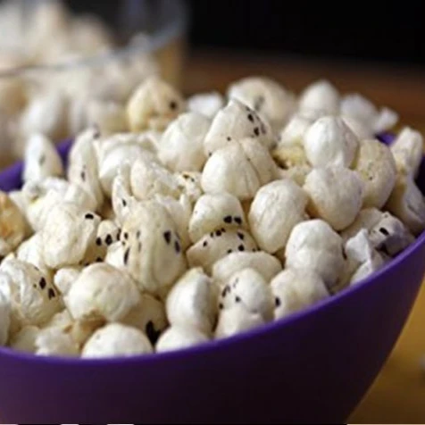 Indian organic Flavoured Makhana fox nut lotus seeds jar packing