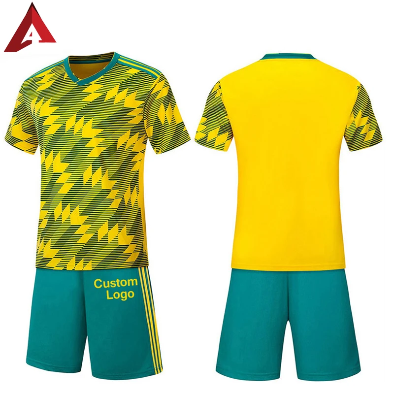Men Wear New Design Custom Sublimated Breathable 100% Polyester Soccer Uniform In Best Price