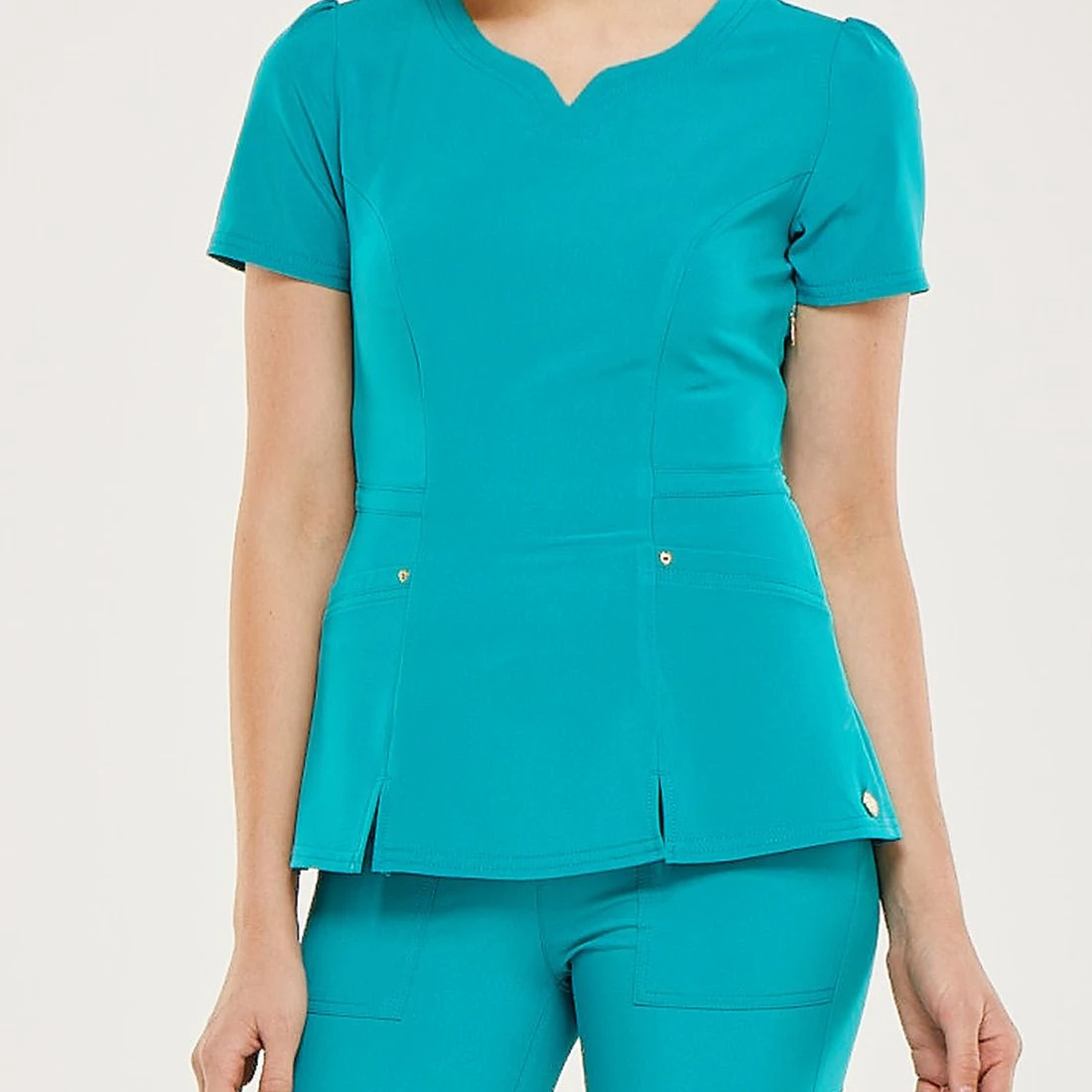 Fashionable Breathable Scrubs XS To 4XL 6XL OEM Wholesale High Quality Nurses Uniform Scrubs With Double Pockets New Design