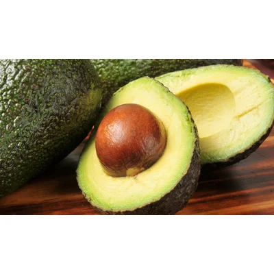 Свежий авокадо Hass и другие