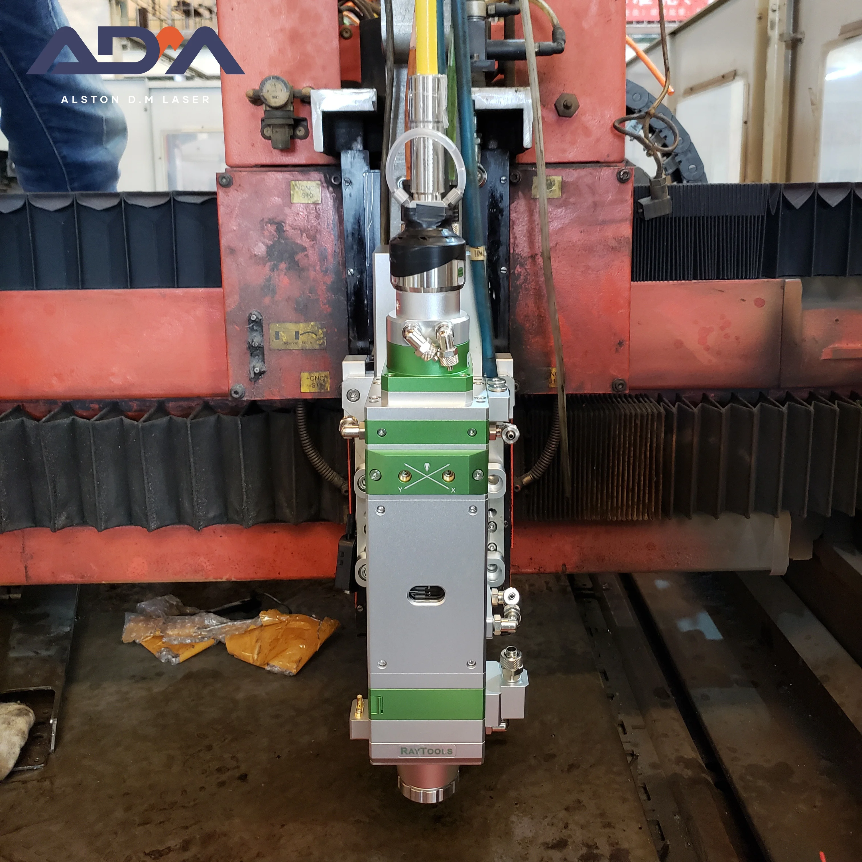 2kw 3KW 4kw 6kw сервис преобразования CO2 лазерного оборудования в волоконный лазер cnc резак