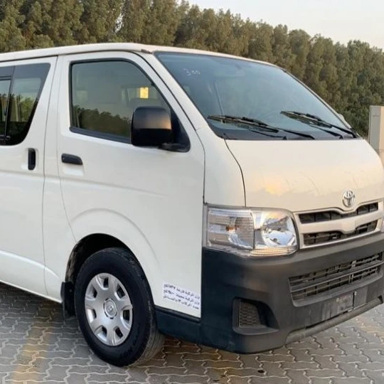 Toyota Hiace 2012 15 сидений