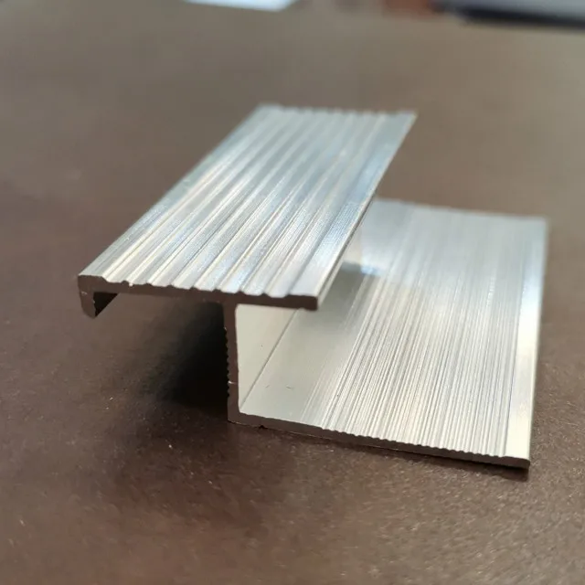  Различные размеры нескользящий ламинатный пол алюминиевая лестница скидка