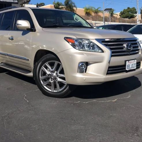 
New arrival 2015 Lexuus LX 570 AWD 4dr SUV 25,977 miles 