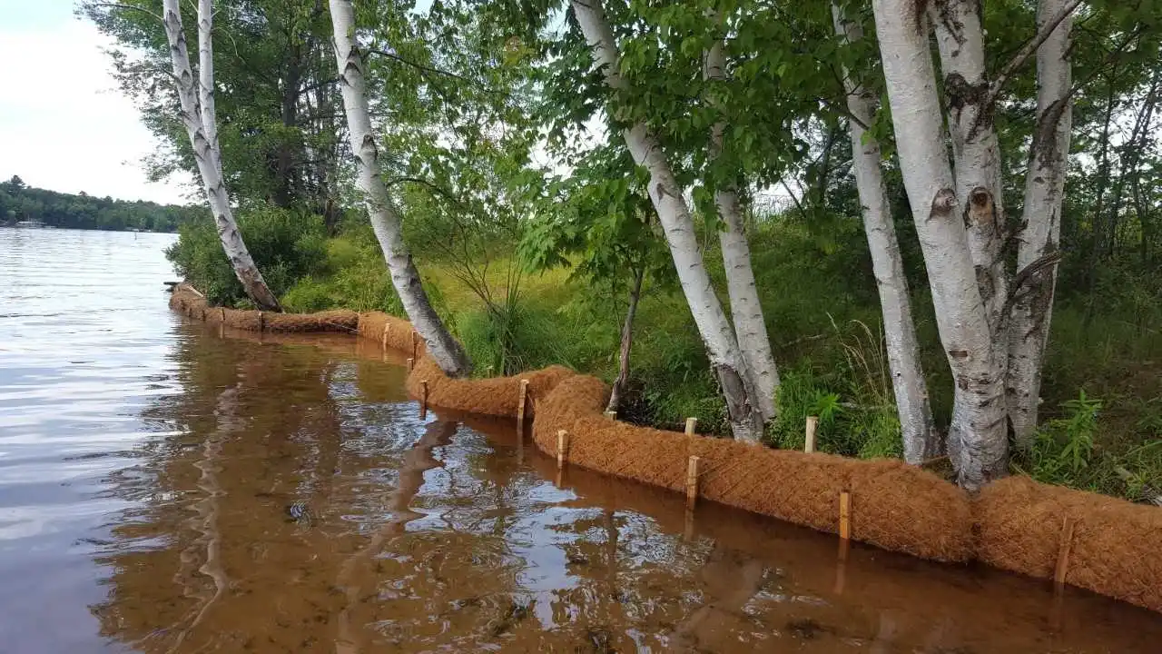 Coconut coir log for river bank stabilization - coir log for erosion control