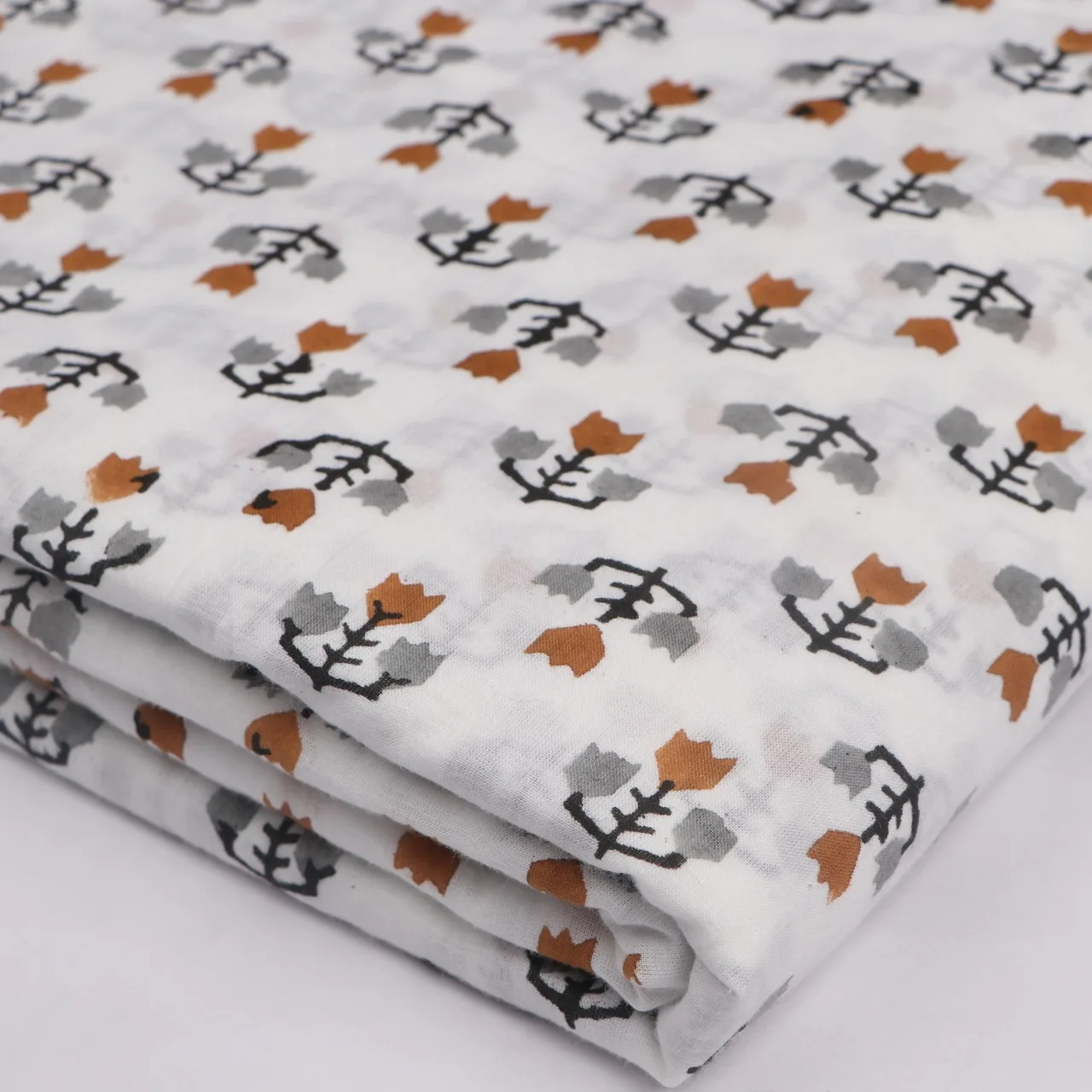 Hand block Printed Luxury Cotton Print Fabric Flower Print Plain and Pattern Cotton Fabric For Baby and Women