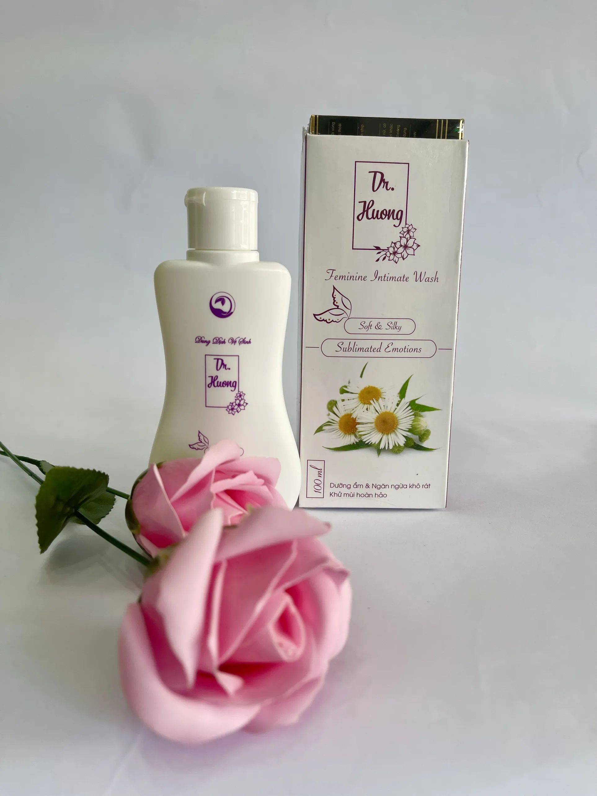 
Feminine Intimate Wash For Women Hygiene Daily Care Thanh Moc Huong Private Label Vagina Wash Good Price 