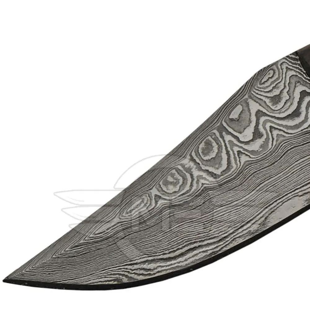
Custom Hand made Damascus Steel Skinner Knife With Black Buffalo Horn And Brass handle 