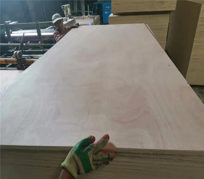 Цена и лучшее качество Сосновая древесина