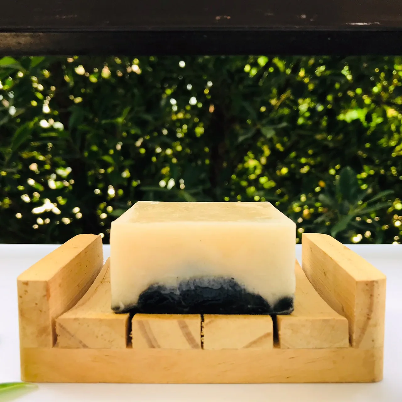 Yogurt Bamboo charcoal Soap OEM Natural Handmade Soap Whitening Cleansing Manufacturer From Thailand /OEM WHOLESALE 100 Gram