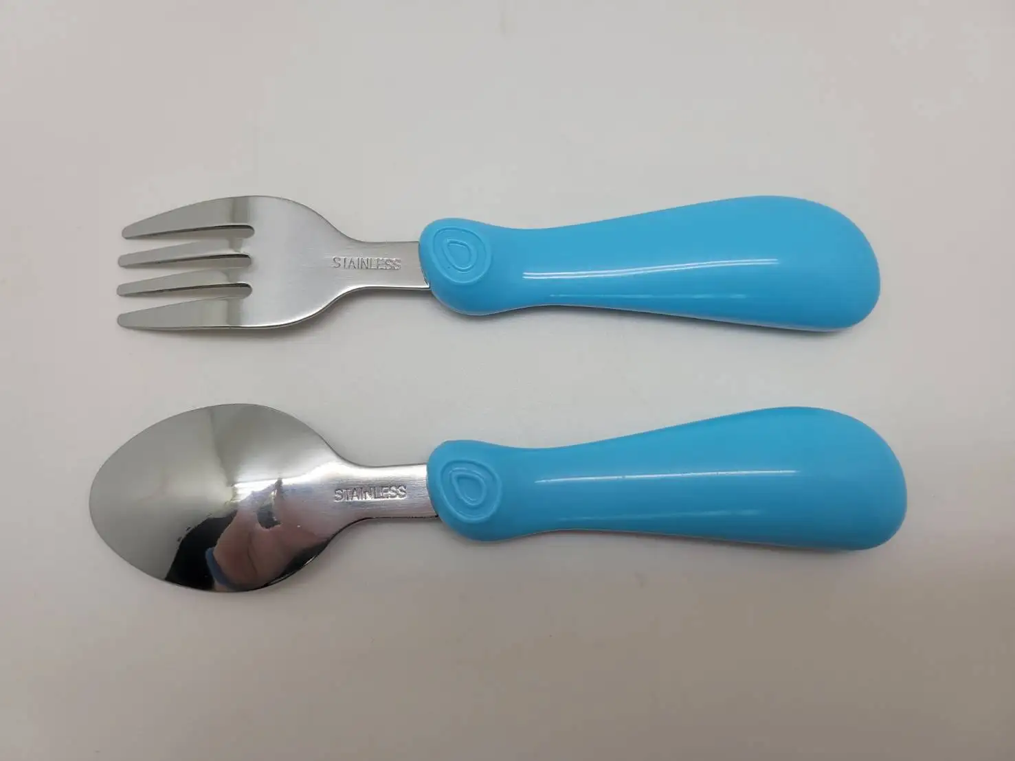 Children  Flatware learning cutlery Cute and Colorful, Easy Grip baby self-feeding cutlery Smeta Audit