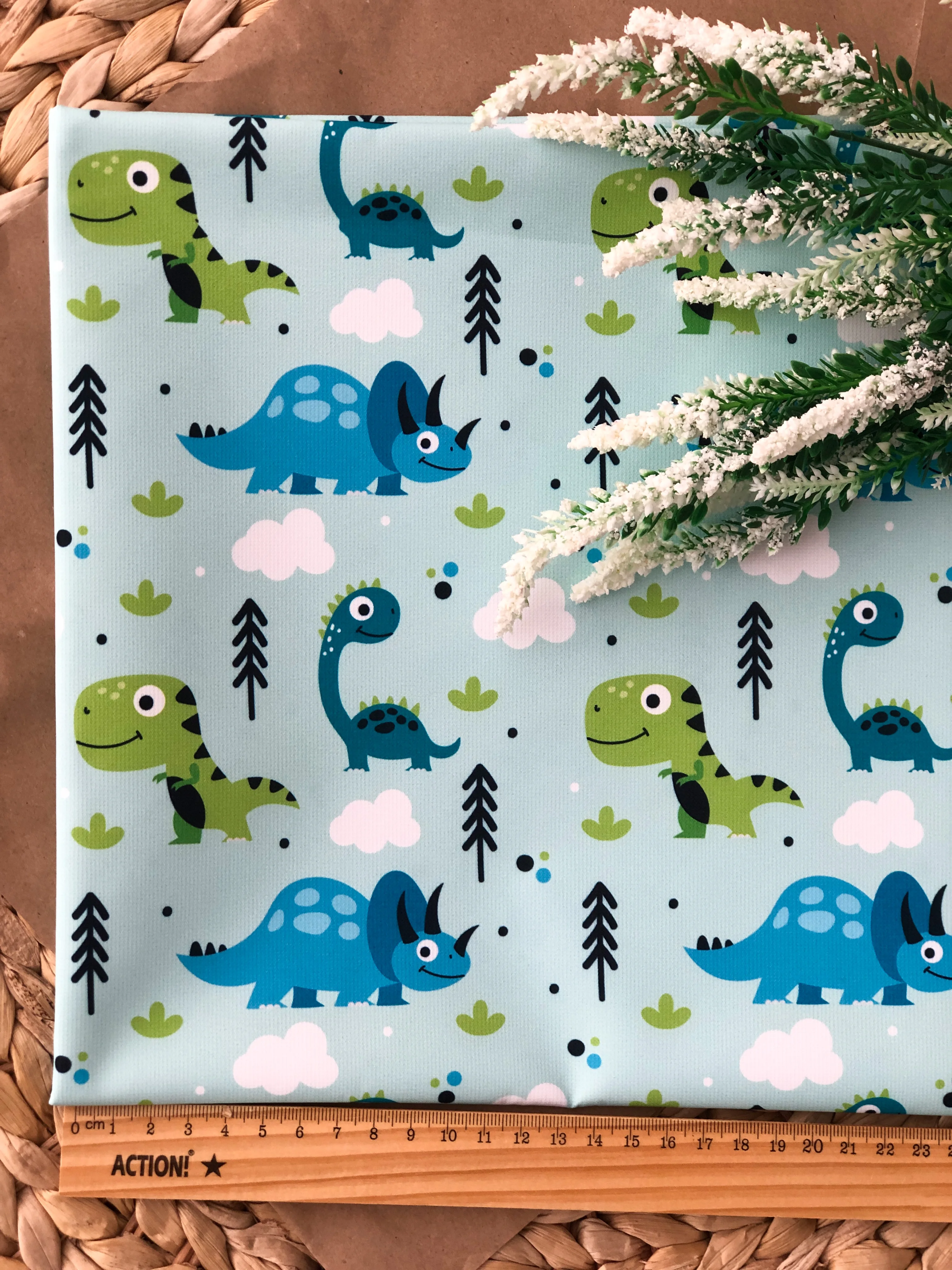 Synthetic Material Jacket Fabric 3000/3000 or 5000/5000 Repellent Windproof Breathable Membrane Printing Service