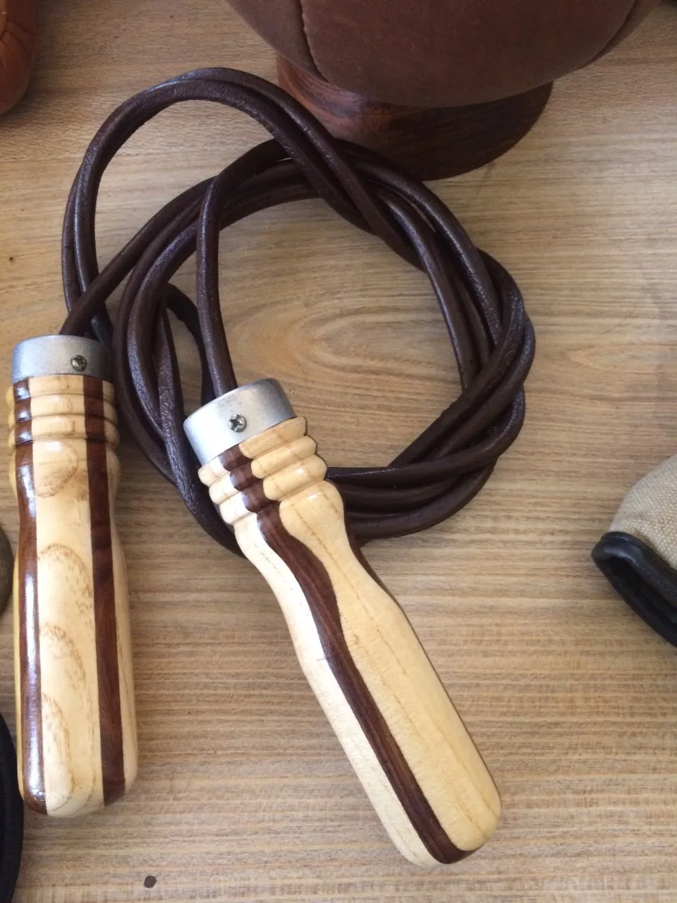 
Leather Skipping Rope with Wood Handles | 100% Cow Leather | Classic Retro Antique 