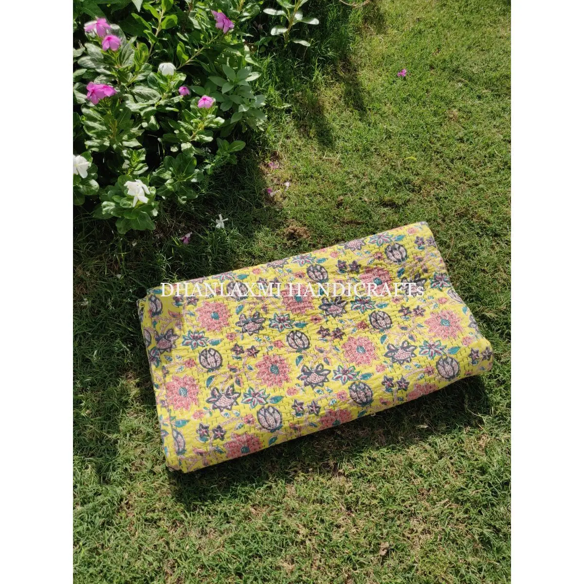 Домашнее декоративное хлопчатобумажное покрывало Kantha с красивым цветочным принтом оптом