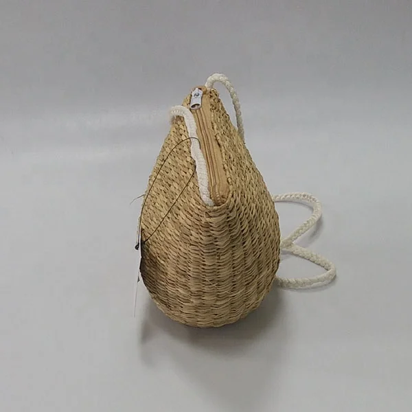 Vietnam manufacture wholesale straw woven handicraft supplier home decor wicker water hyacinth seagrass handle shoulder bag
