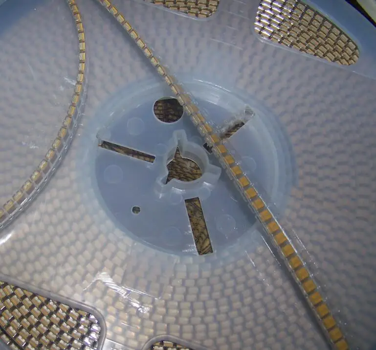 SMD chip Multilayer Ceramic Capacitor tape and reel
