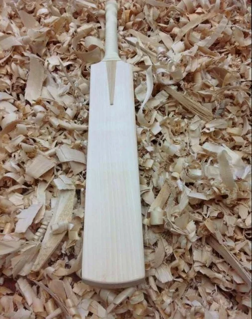Hard ball cricket bat for professional cricket custom strong grip solid hardwood handmade cricket bat