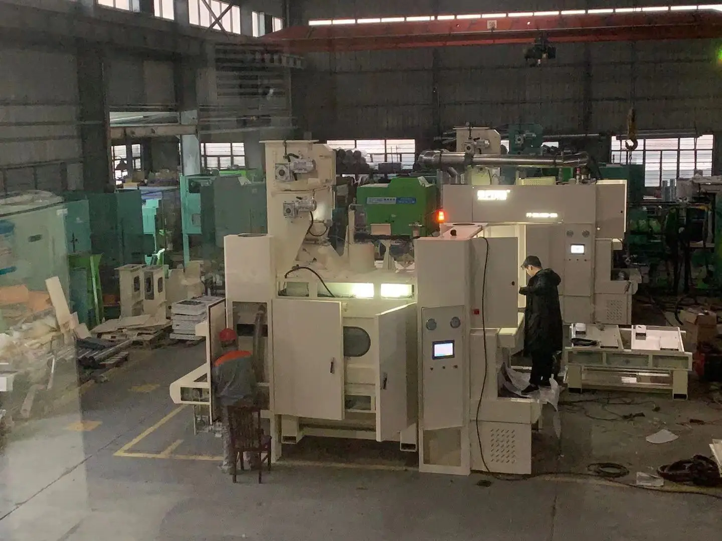 
Low Maintenance Cost Pass-Through (In-Line Continuous Processing) Sandblasting Systems With 380V/440V Power 