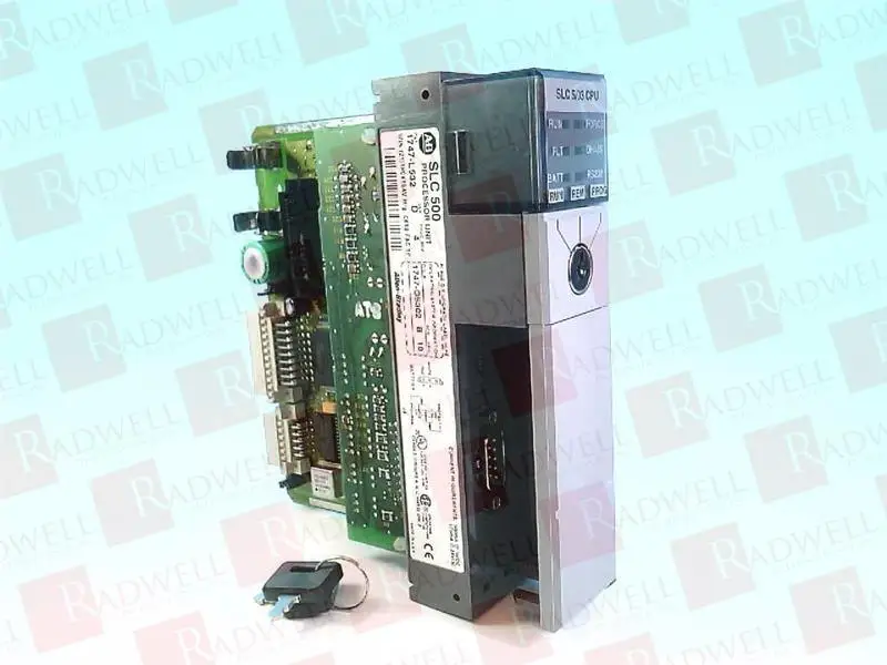 Allen Bradley 1747-L532 избыток не использовался в коробке 5/03 контроллер дешевый PLCs программируемый автоматический