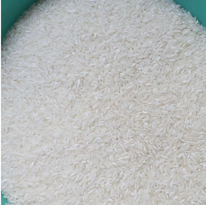 HOT SALE !! Made in Viet Nam Best Quality Viet Nam Jasmine Rice 5% Broken with Soft Texture and Perfume Sweet Kind 100% Natural