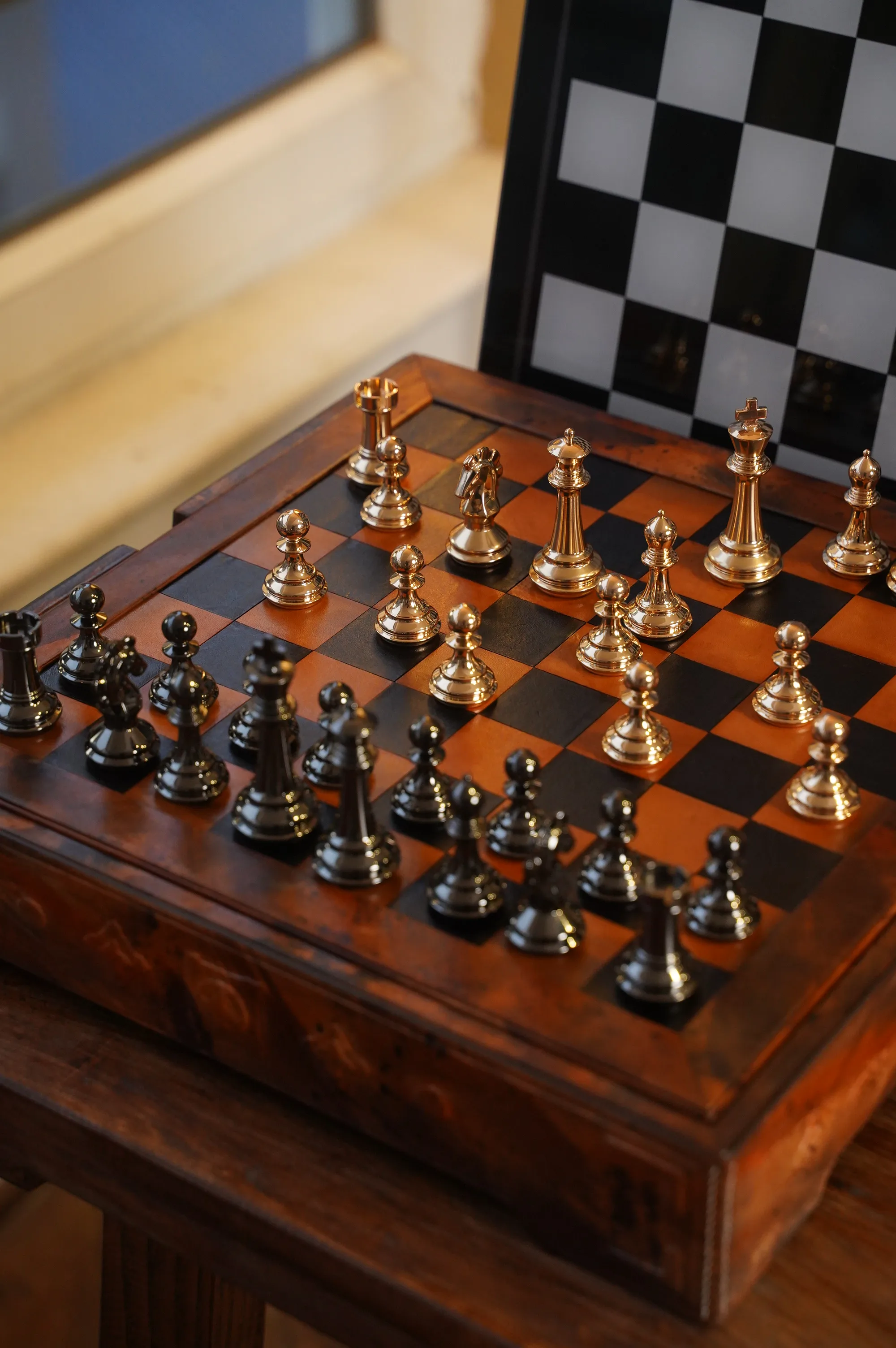  Металлический шахматный стол от производителя шахматы для взрослых и детей