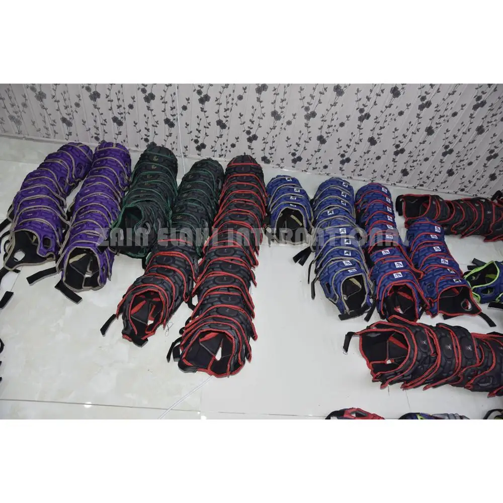 
Pakistan Factory Made Rugby Helmet Waterproof EVA Football Headgear Helmet Men Soft Shell Cheap Price Helmets 