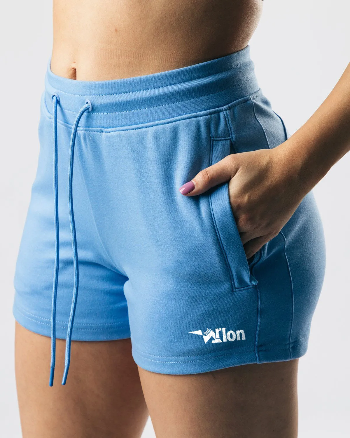 Оптовая продажа, женские летние хлопковые шорты из полиэстера с высокой талией и вышитым логотипом на заказ