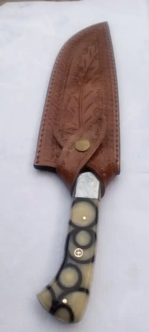  Дамасский нож ручной работы с ручкой из