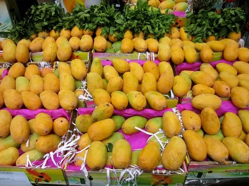 Fresh Mangoes Available...