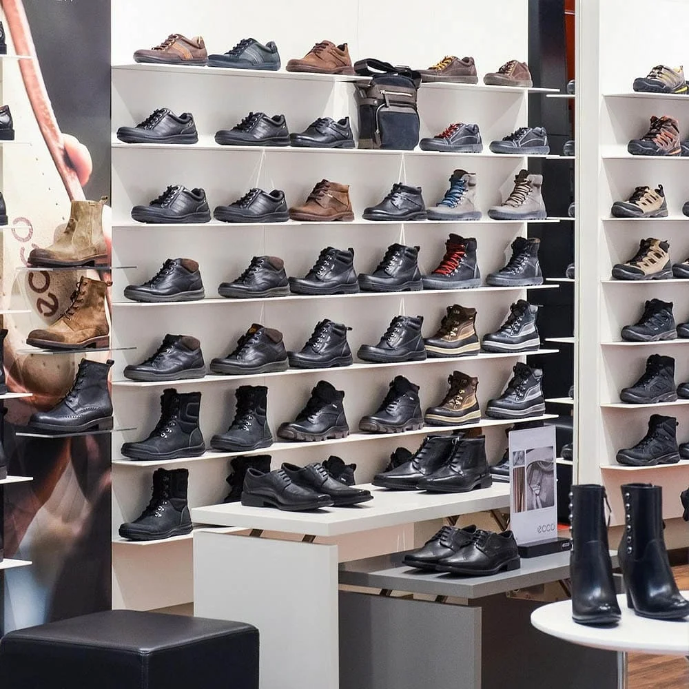 High end acrylic shoe display stand for store