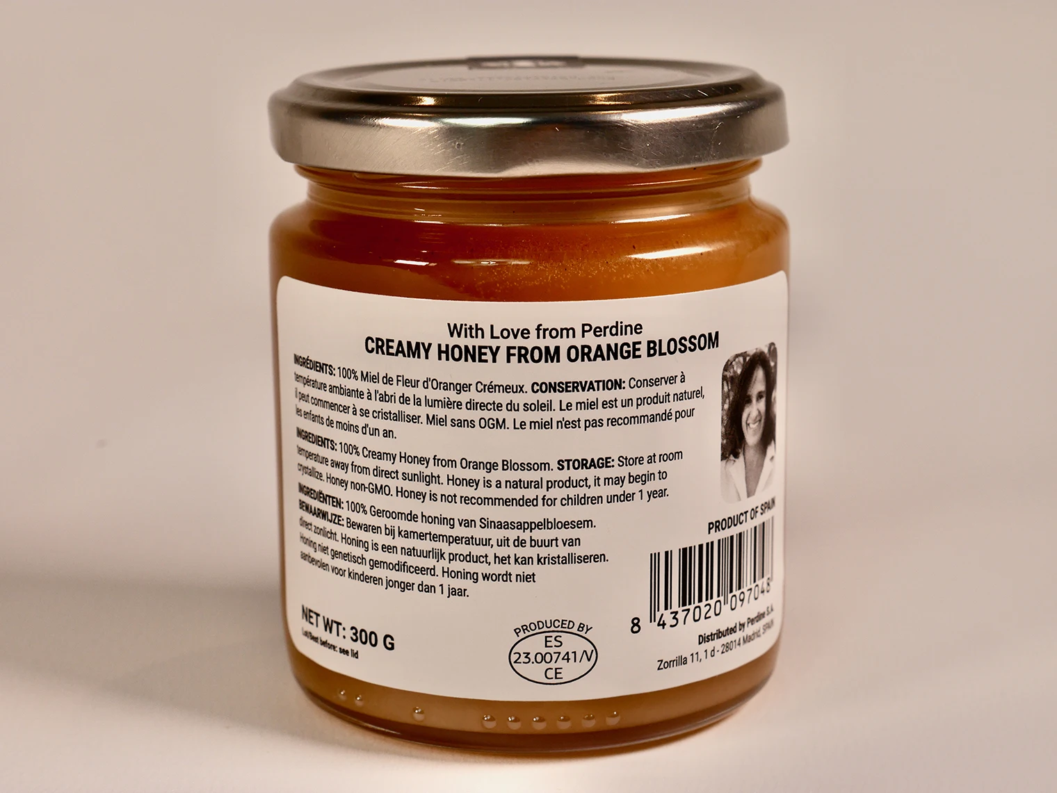 Premium Orangee Blossom Creamy Honey. Honey with a creamy texture.No preservatives. Valencia Spain.No preservatives. Sustainable