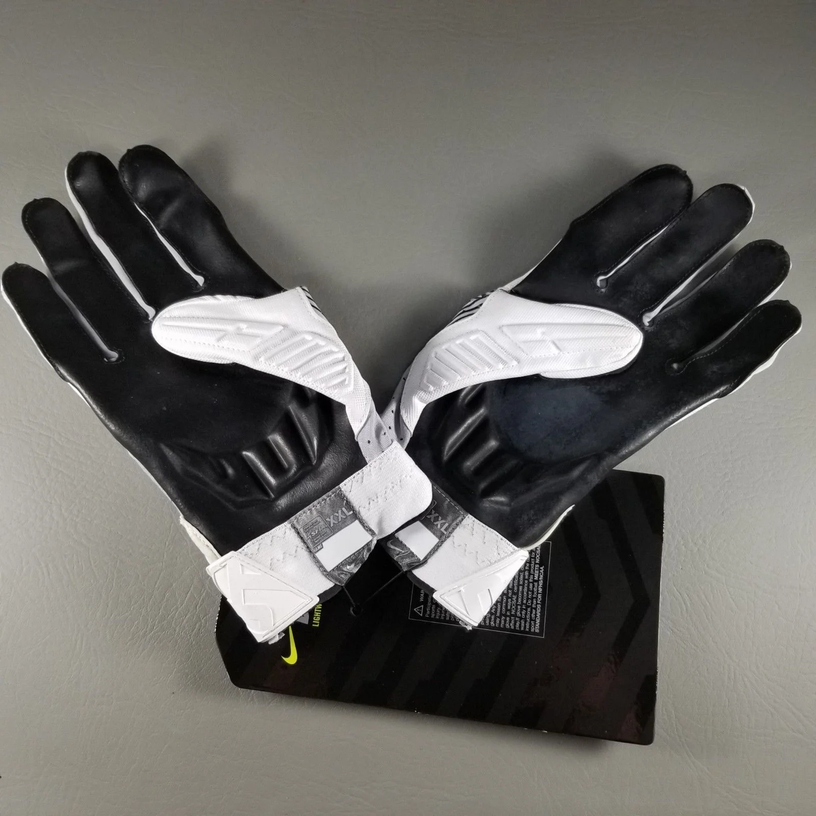 
Cheapest New Arrival American Football Glove / Gloves 