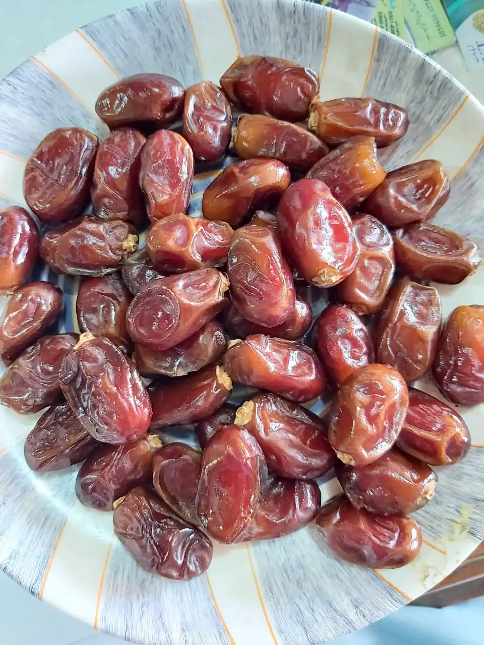 
Fresh Aseel Dates high quality cheap price from Pakistan 