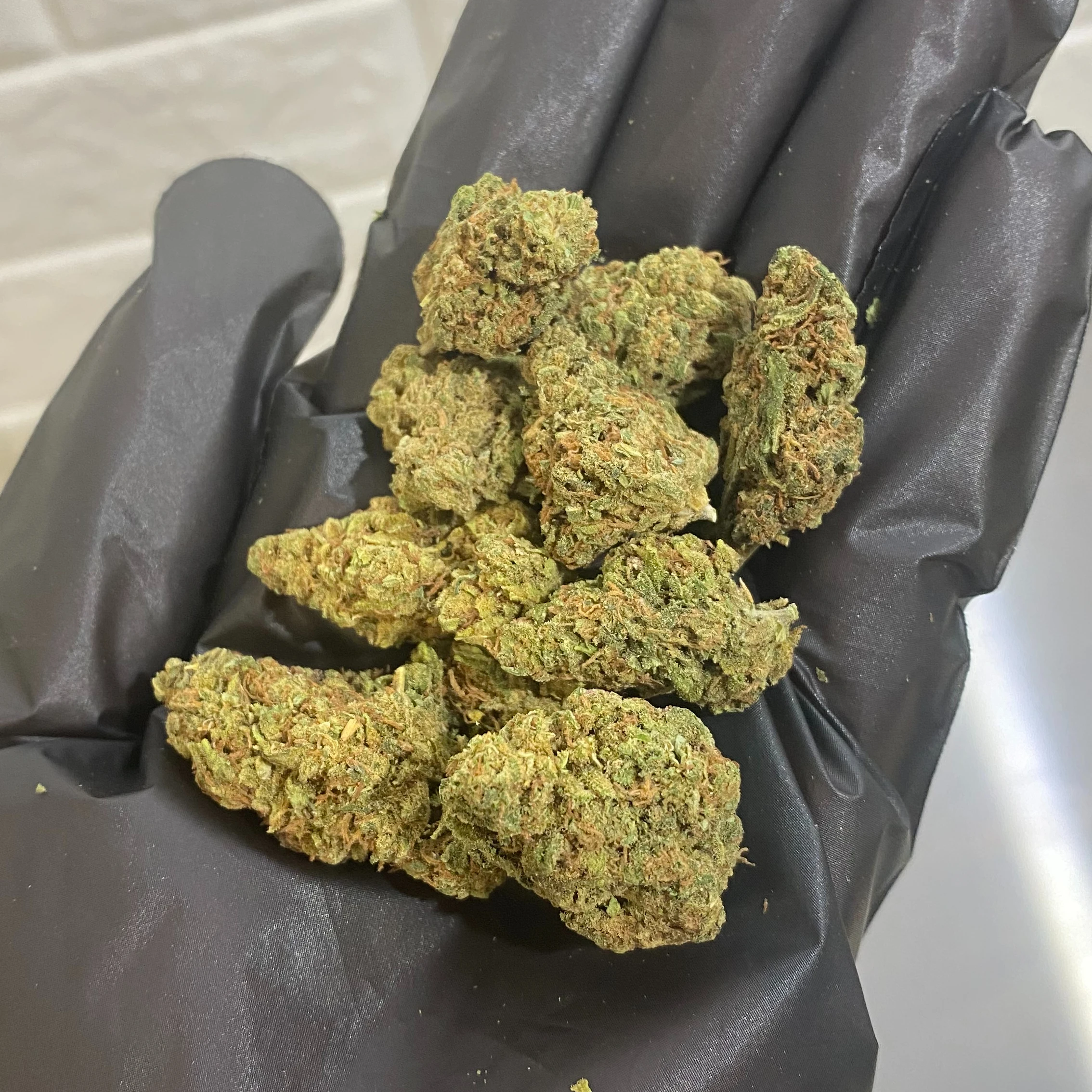 
Delta 8 Flower - Zeppelin Smalls 