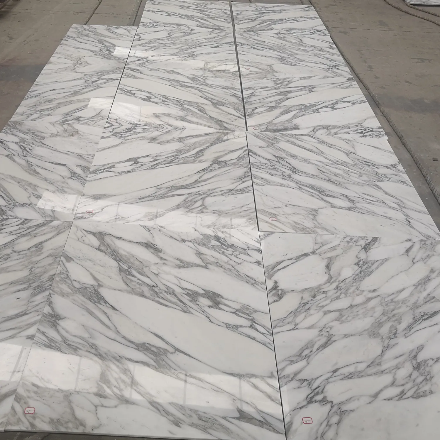 Arabescato Marble Thin Stone Veneer Composite Tile with Ceramic Backer for Flooring